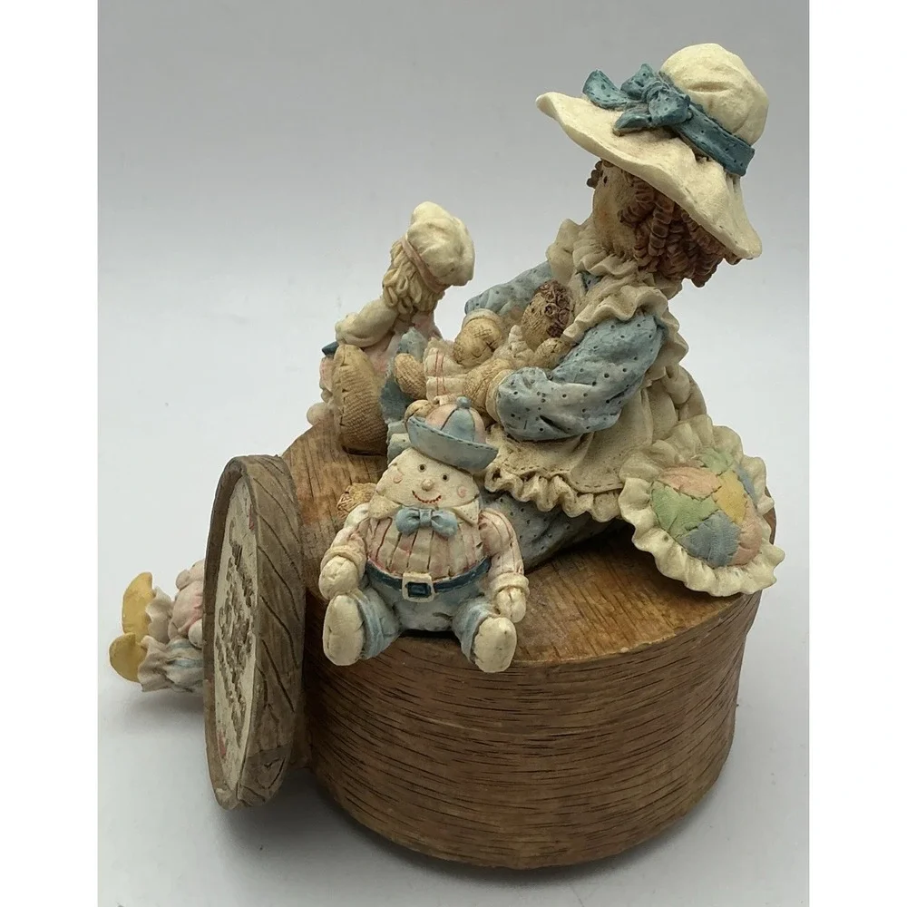 Vtg San Francisco Music Box Company Heart Tugs Collecting Friends Music Box 1997